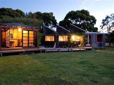 secluded cabins victoria.